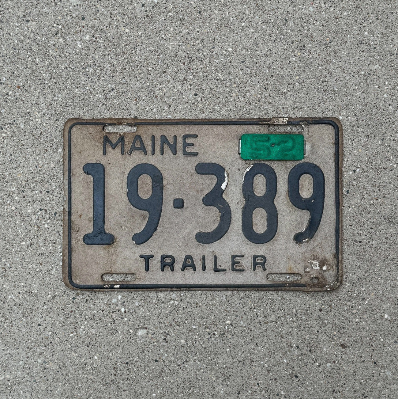Photo of a 1950 1952 Maine Trailer License Plate Auto Tag Garage Decor Vintage 19389