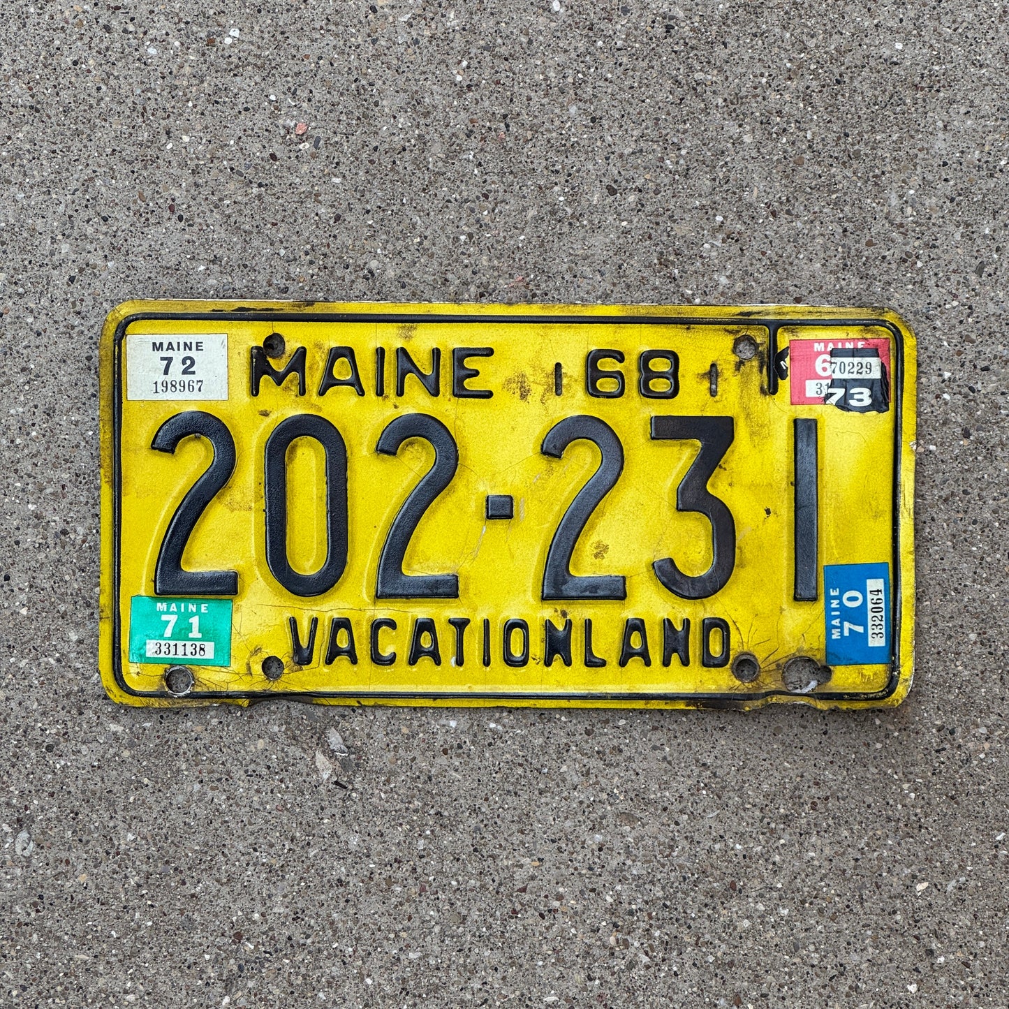 Photo of a 1950 1955 Maine License Plate Pair Auto Tag Garage Decor Vintage 88 869