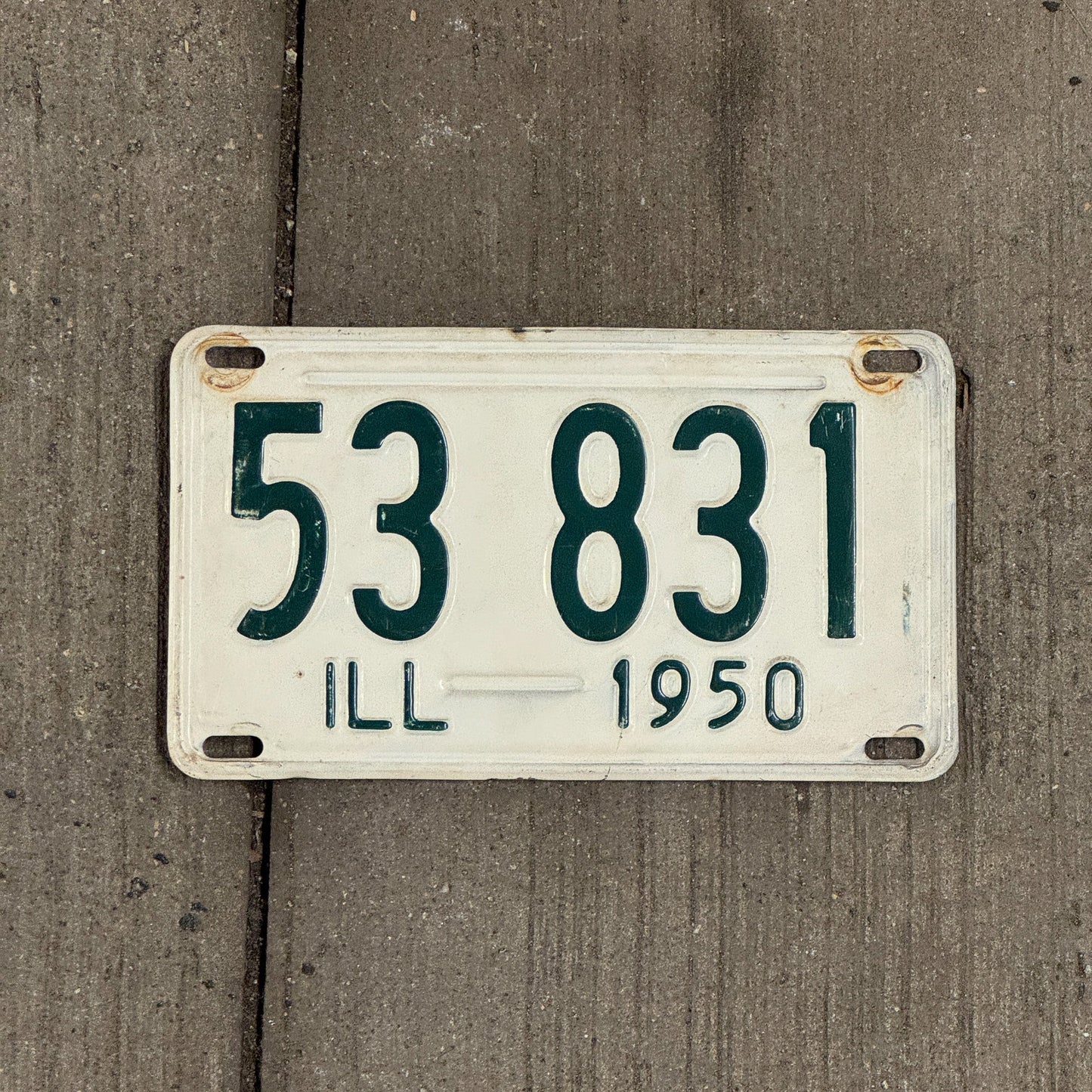 Photo of a 1950 Illinois License Plate Auto Tag Garage Decor Vintage 53 831