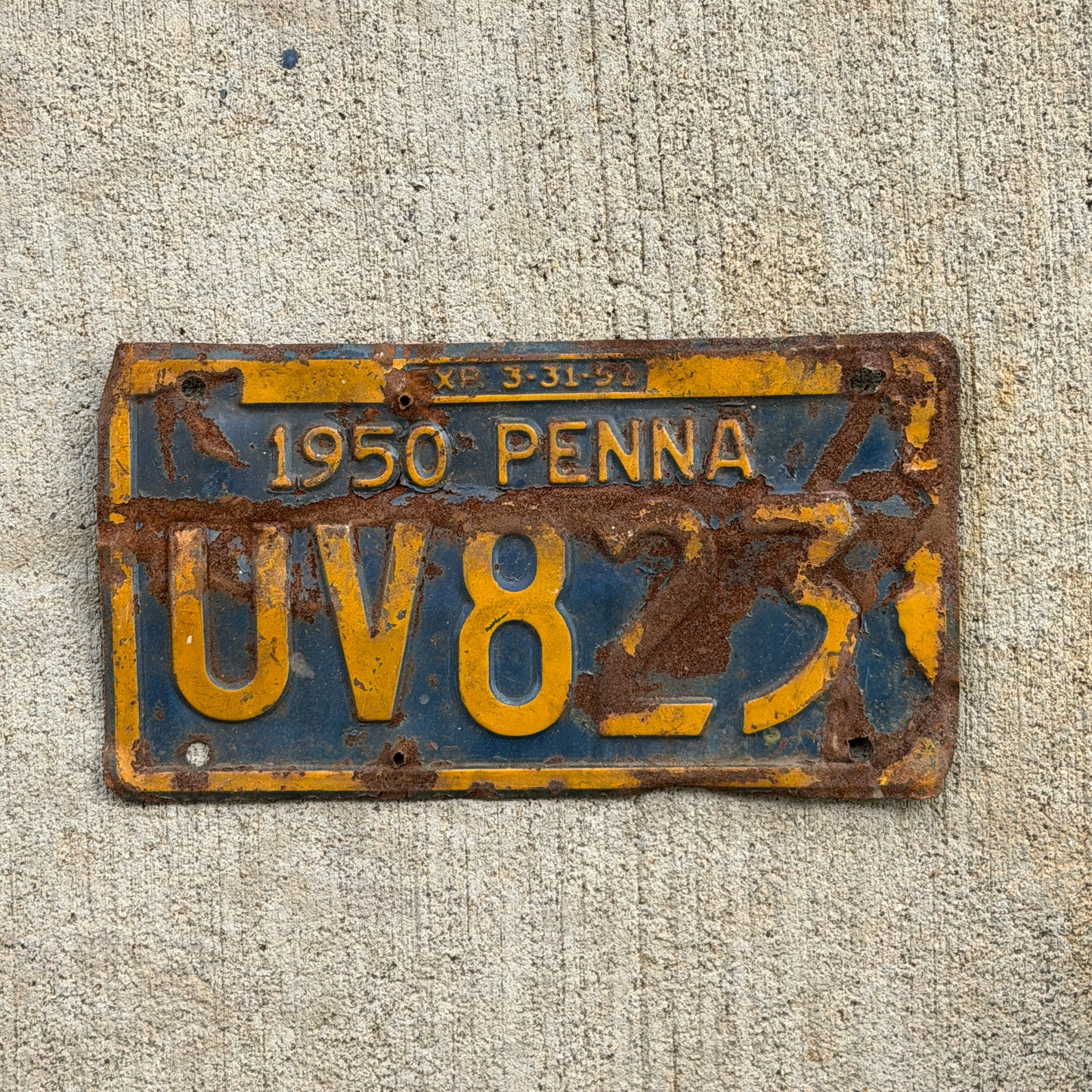 Photo of a 1950 Pennsylvania License Plate Auto Tag Garage Decor Vintage UV 823 with original patina