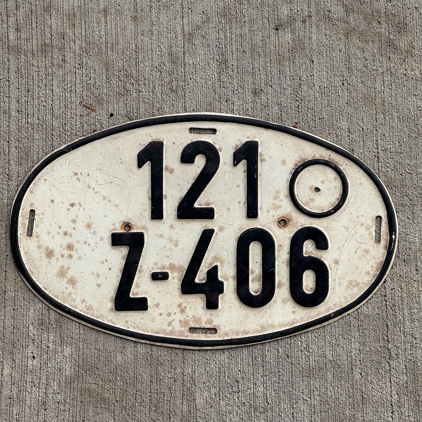Photo of a 1951 Germany Temporary License Plate Auto Tag Garage Decor Vintage Osnabrück 121 Z 406 with original patina