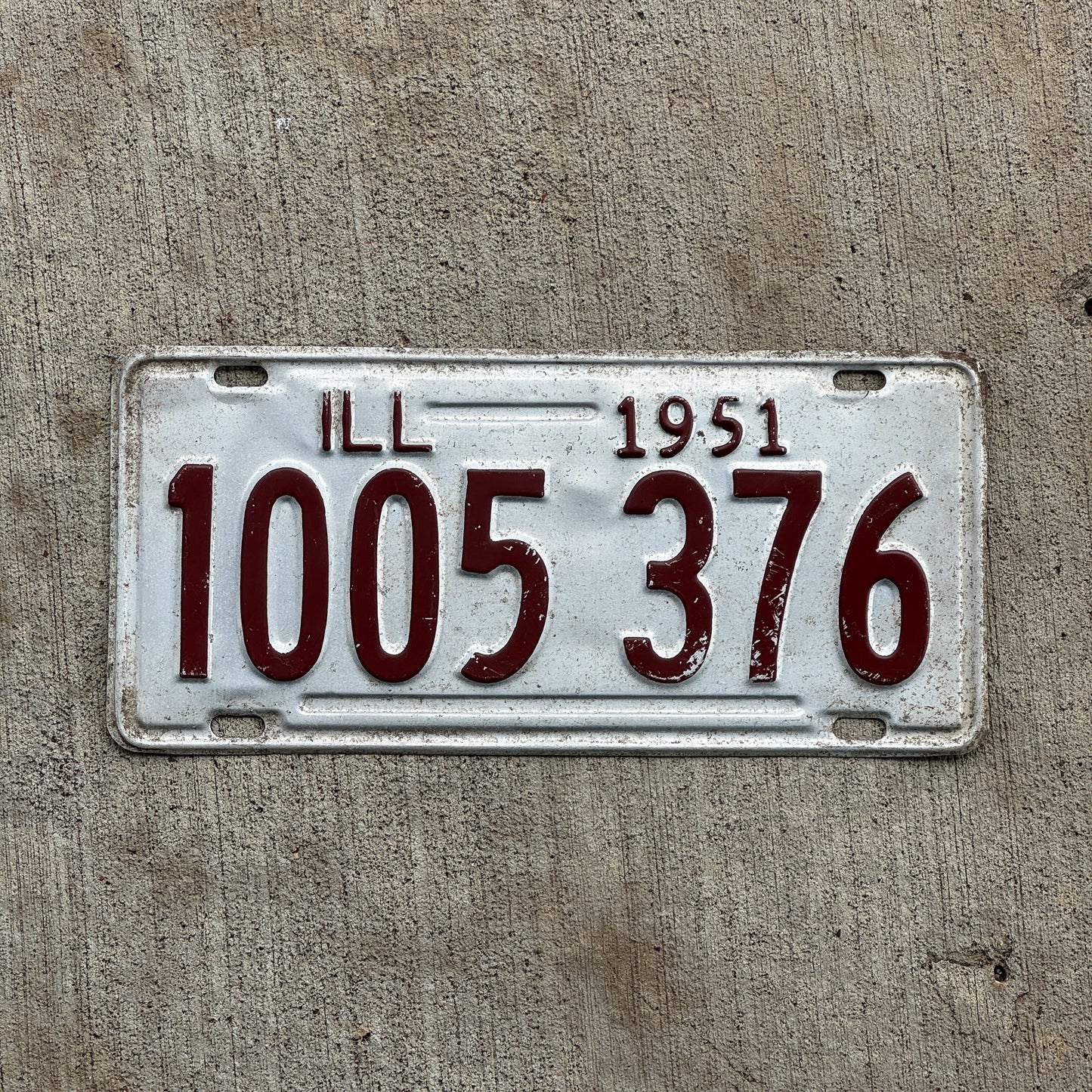 Photo of a 1951 Illinois License Plate Auto Tag Garage Decor Vintage 1 005 376 with original patina