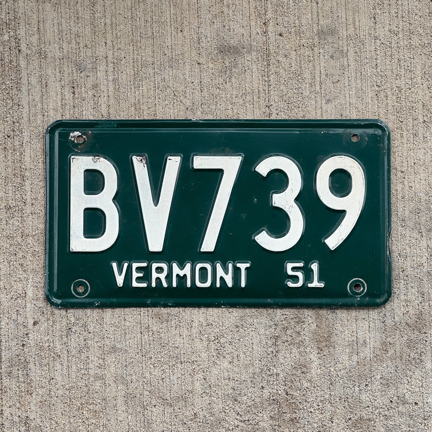 Photo of a 1951 Vermont License Plate Auto Tag Garage Decor Vintage BV 739 with original patina