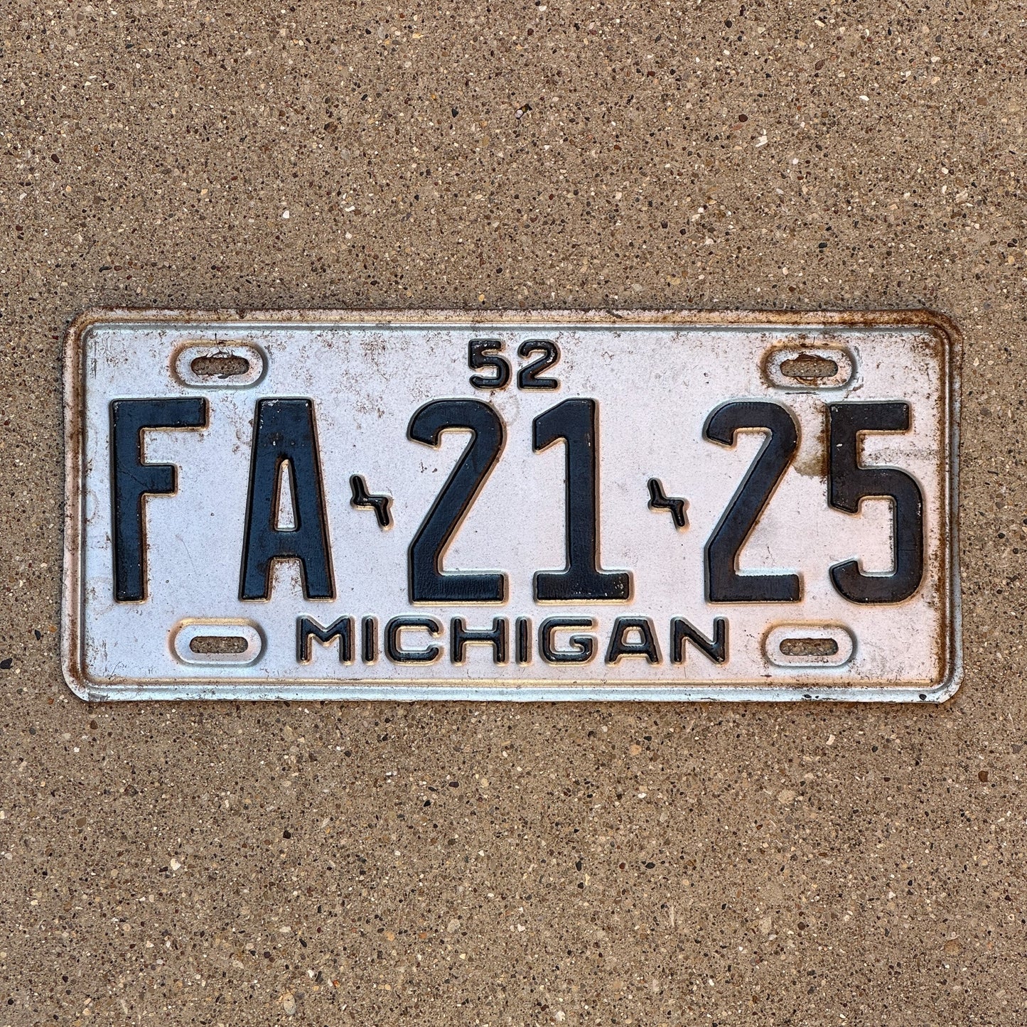 Photo of a 1952 Michigan License Plate Auto Tag Garage Decor Vintage FA 2125