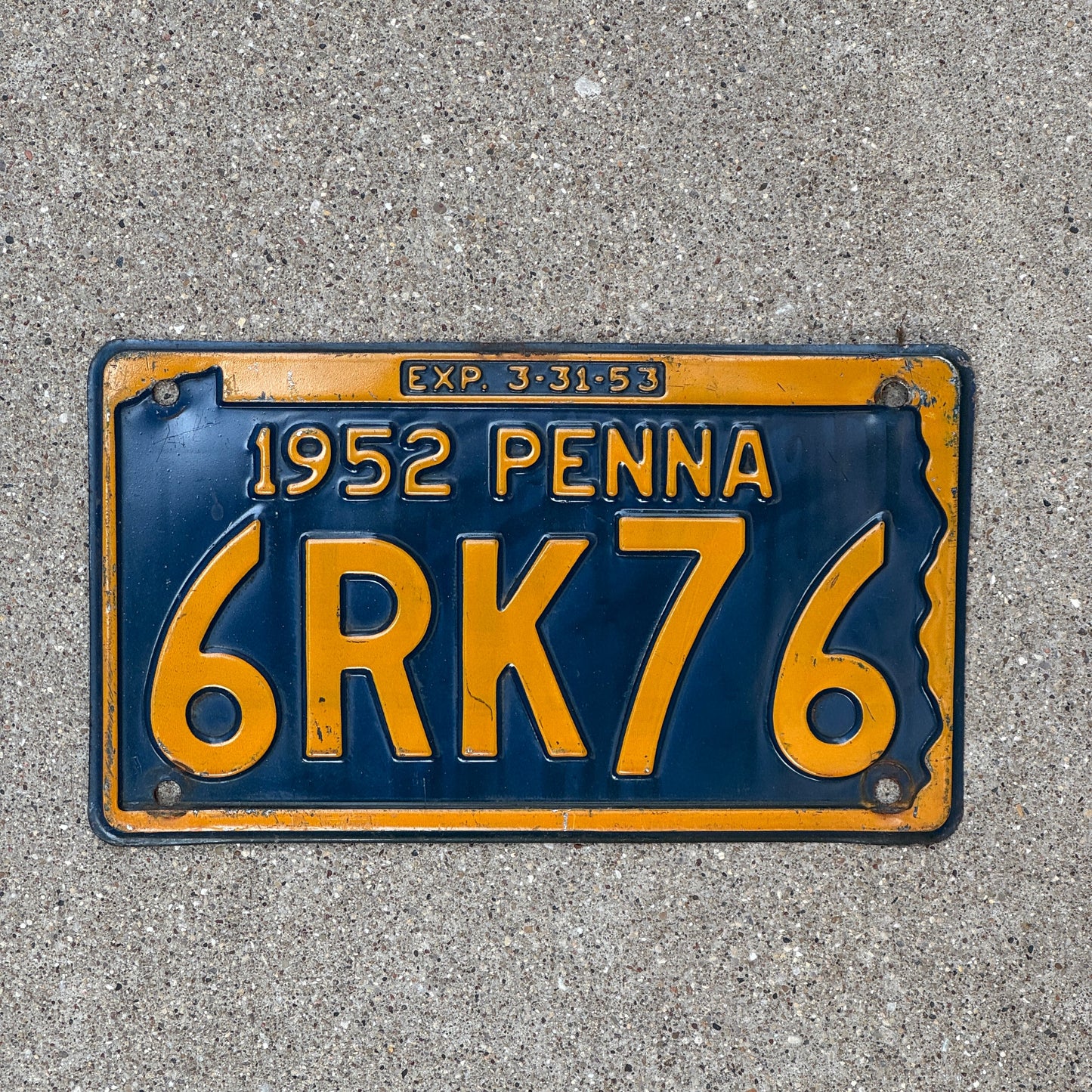 Photo of a 1952 Pennsylvania License Plate Auto Tag Garage Decor Vintage 6 RK 76