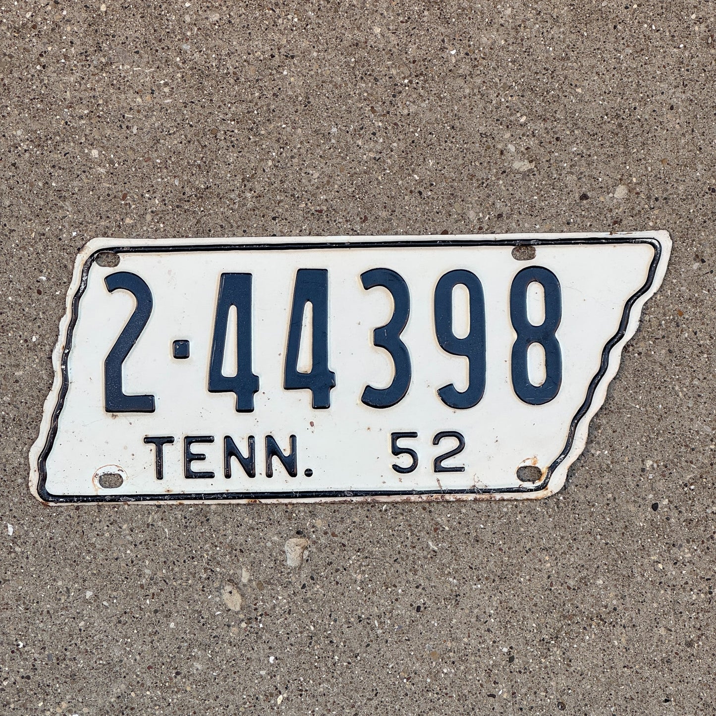 Photo of a 1952 Tennessee License Plate Auto Tag Garage Decor Vintage State Shape 2 44398 with original patina