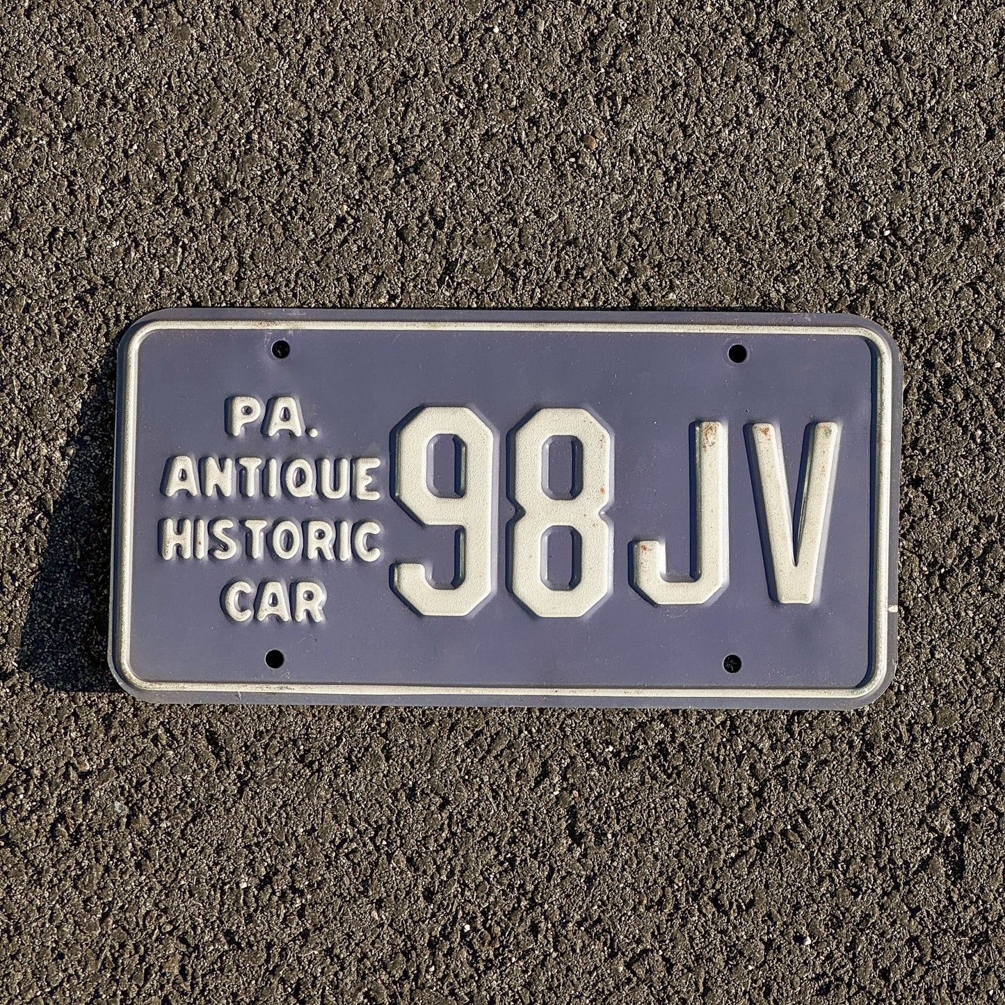 Photo of a 1954 2005 Pennsylvania ANTIQUE License Plate Auto Tag Garage Decor Vintage Purple 98 JV