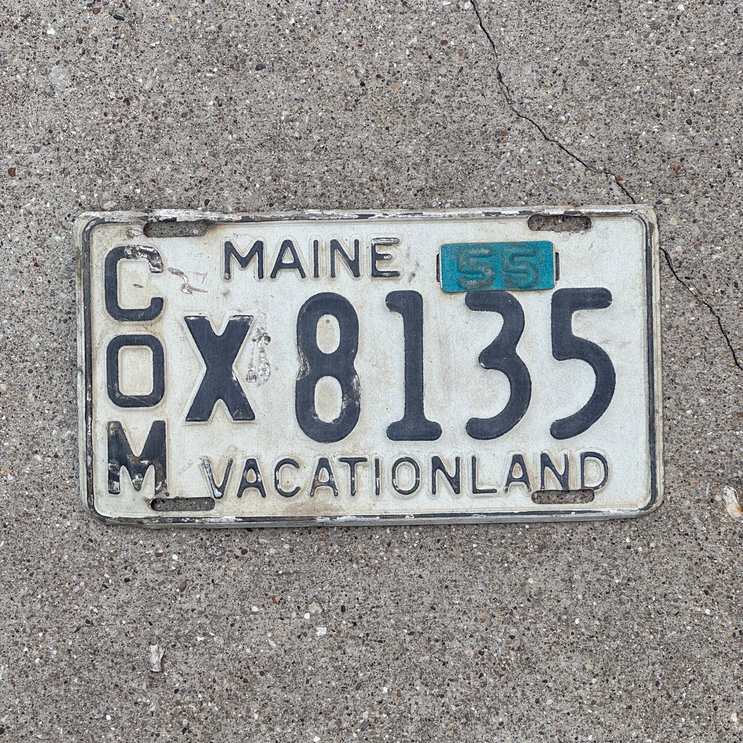 Photo of a 1956 1961 Maine TRUCK License Plate Pair Auto Tag Garage Decor Vintage Y 1033