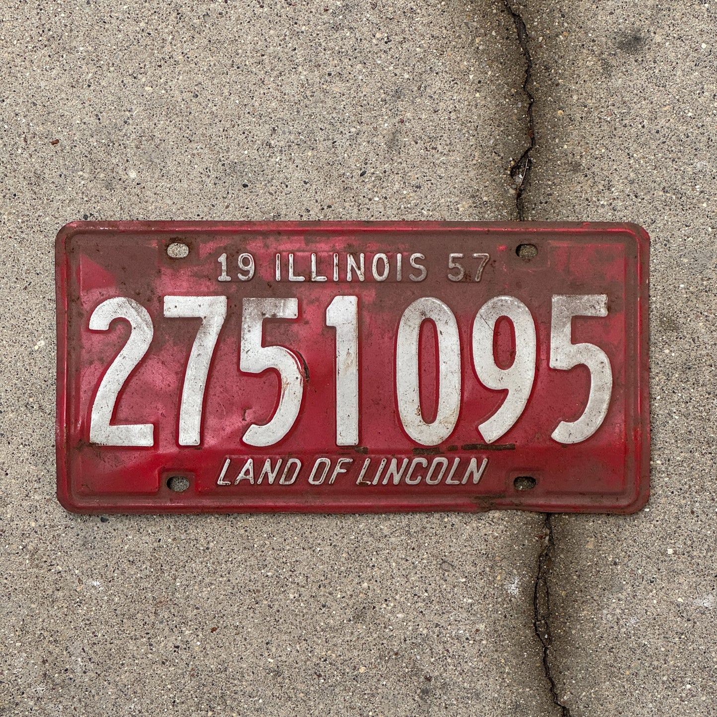 Photo of a 1957 Illinois License Plate Auto Tag Garage Decor Vintage 2 751 095 with original patina