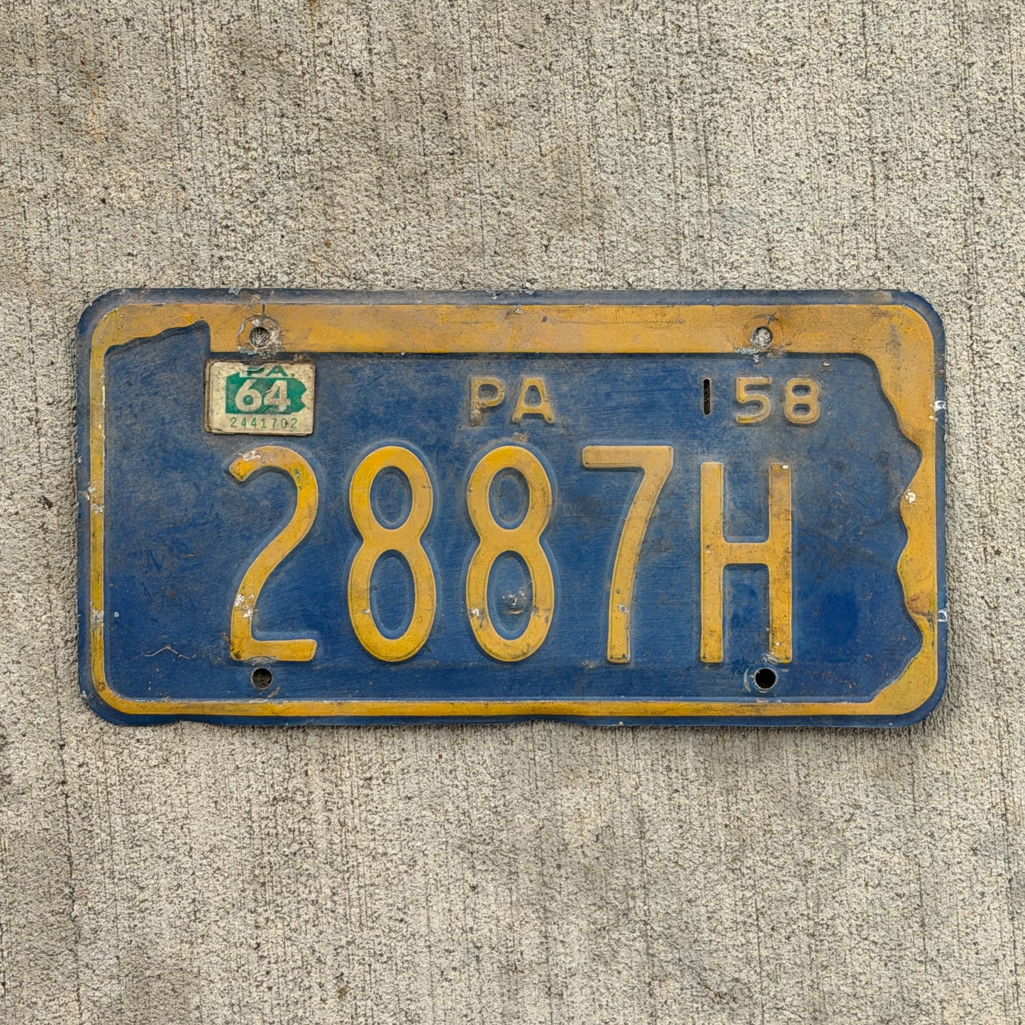 Photo of a 1958 1964 Pennsylvania License Plate Auto Tag Garage Decor Vintage 2887 H with original patina