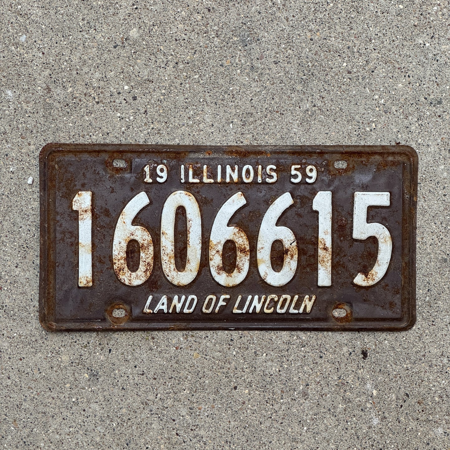 Photo of a 1959 Illinois License Plate Auto Tag 1 Vintage Garage 1 606 615 with original patina