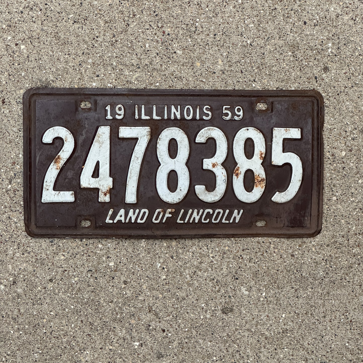Photo of a 1959 Illinois License Plate Auto Tag Garage Decor Vintage 2478385 with original patina