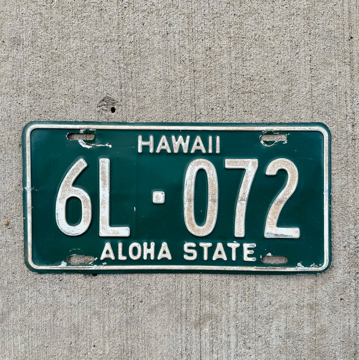 Photo of a 1961 Hawaii License Plate Auto Tag Garage Decor Vintage Tiki Bar Decor Maui 6L 072 with original patina