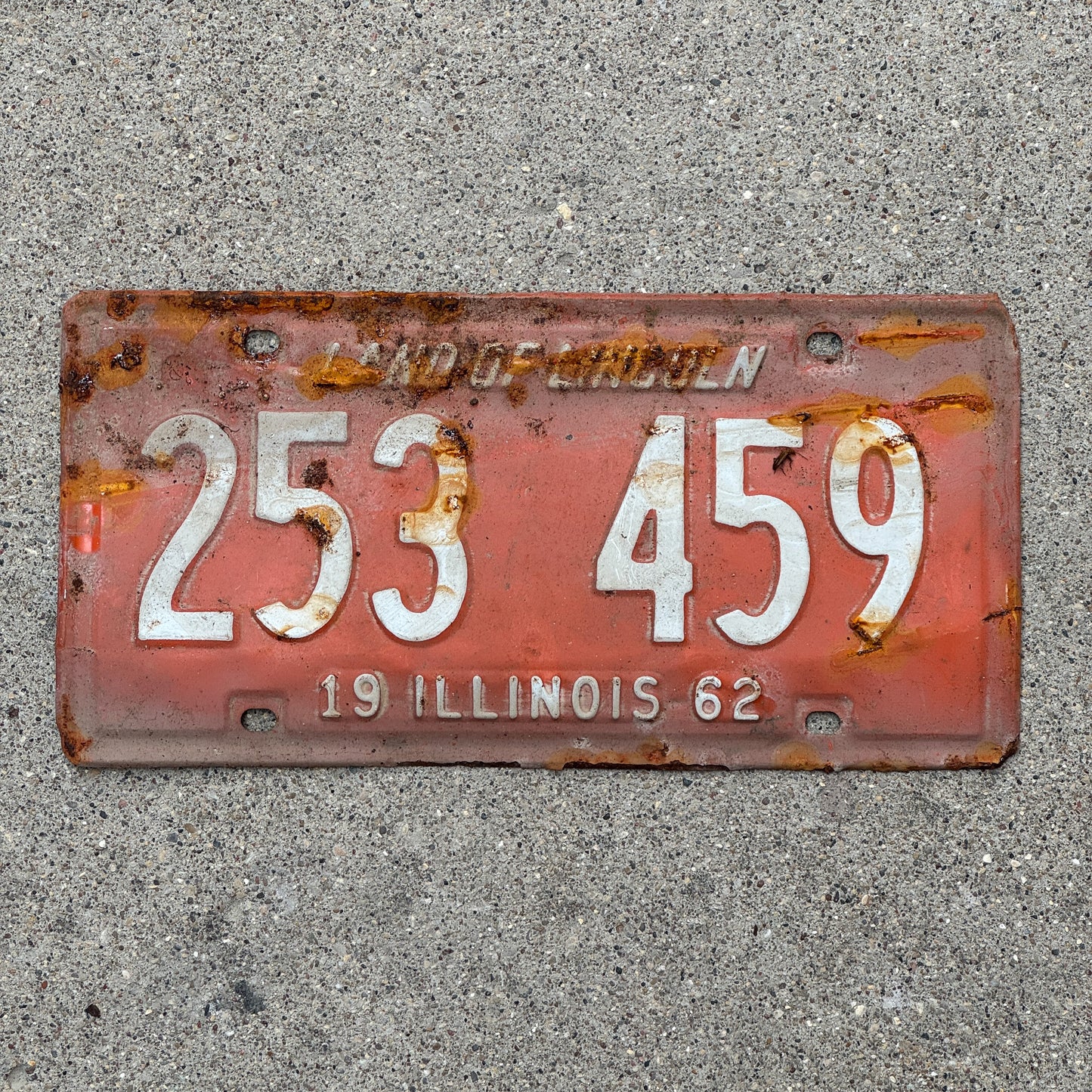Photo of a 1962 Illinois License Plate Auto Tag Garage Decor Vintage 253 459 with original patina
