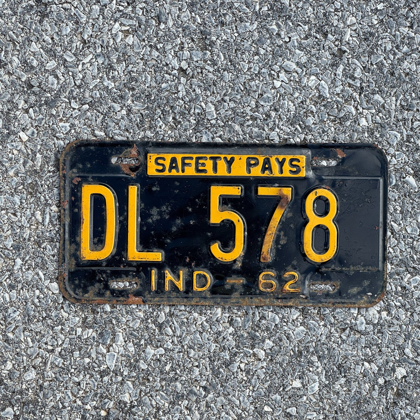 Photo of a 1962 Indiana License Plate Auto Tag Garage Decor Vintage DL578