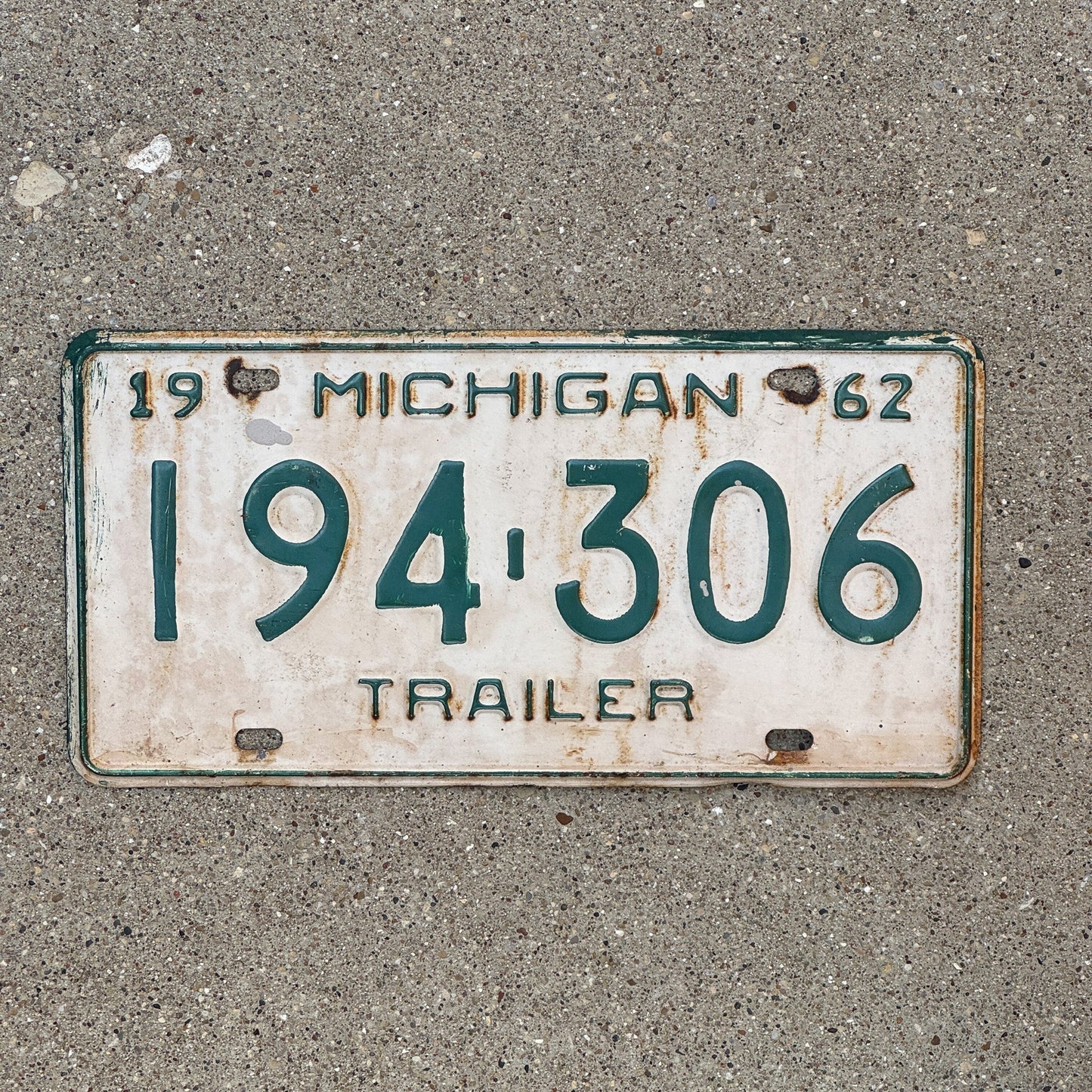 Photo of a 1962 Michigan Trailer License Plate Auto Tag Garage Decor Vintage 194 306