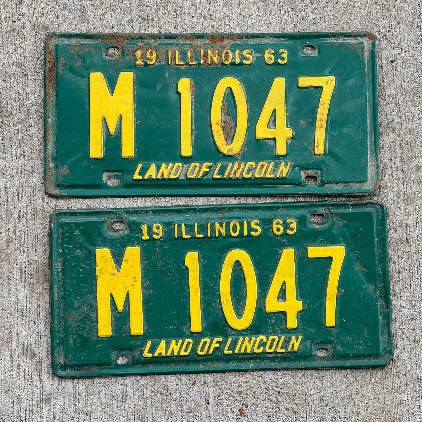 Photo of a 1963 Illinois Municipal License Plate Pair Auto Tag Garage Decor Vintage M 1047 with original patina