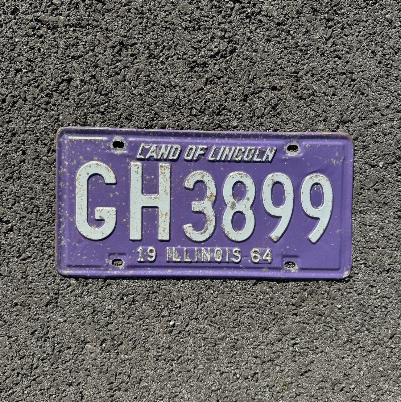 Photo of a 1964 Illinois License Plate Auto Tag Garage Decor Vintage Purple GH 3899