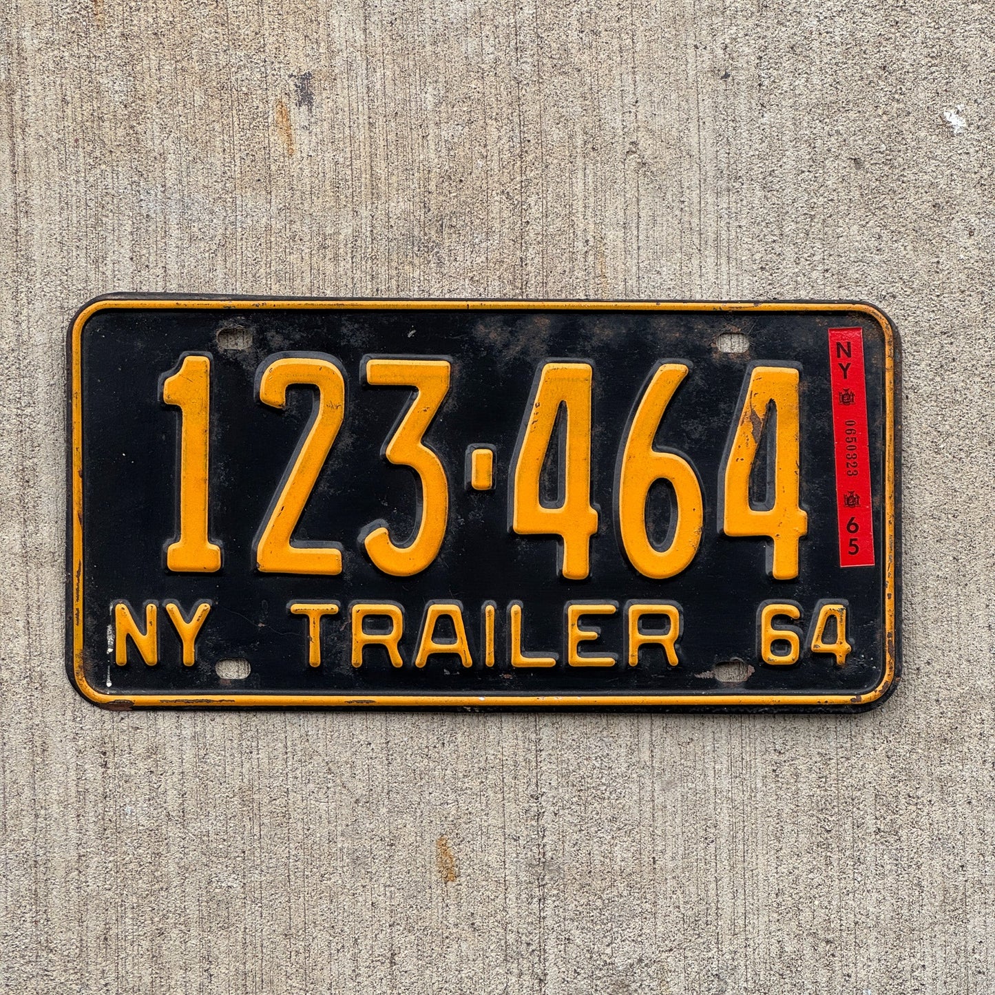 Photo of a 1964 New York TRAILER License Plate Auto Tag Garage Decor Vintage 123464
