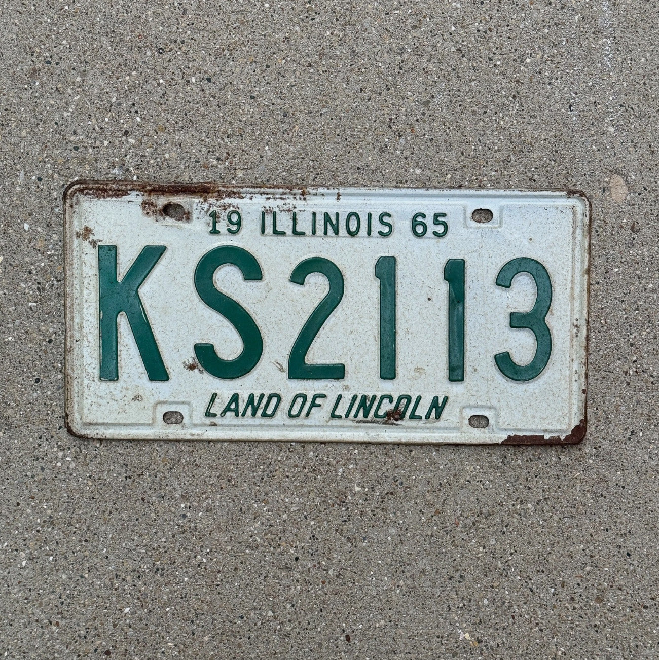 Photo of a 1965 Illinois License Plate Auto Tag Garage Decor Vintage KS 2113