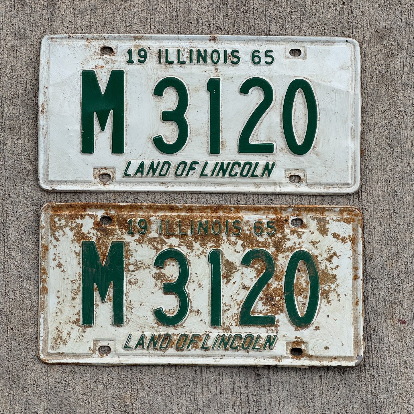 Photo of a 1965 Illinois Municipal License Plate Pair Auto Tag Garage Decor Vintage M 3120 with original patina
