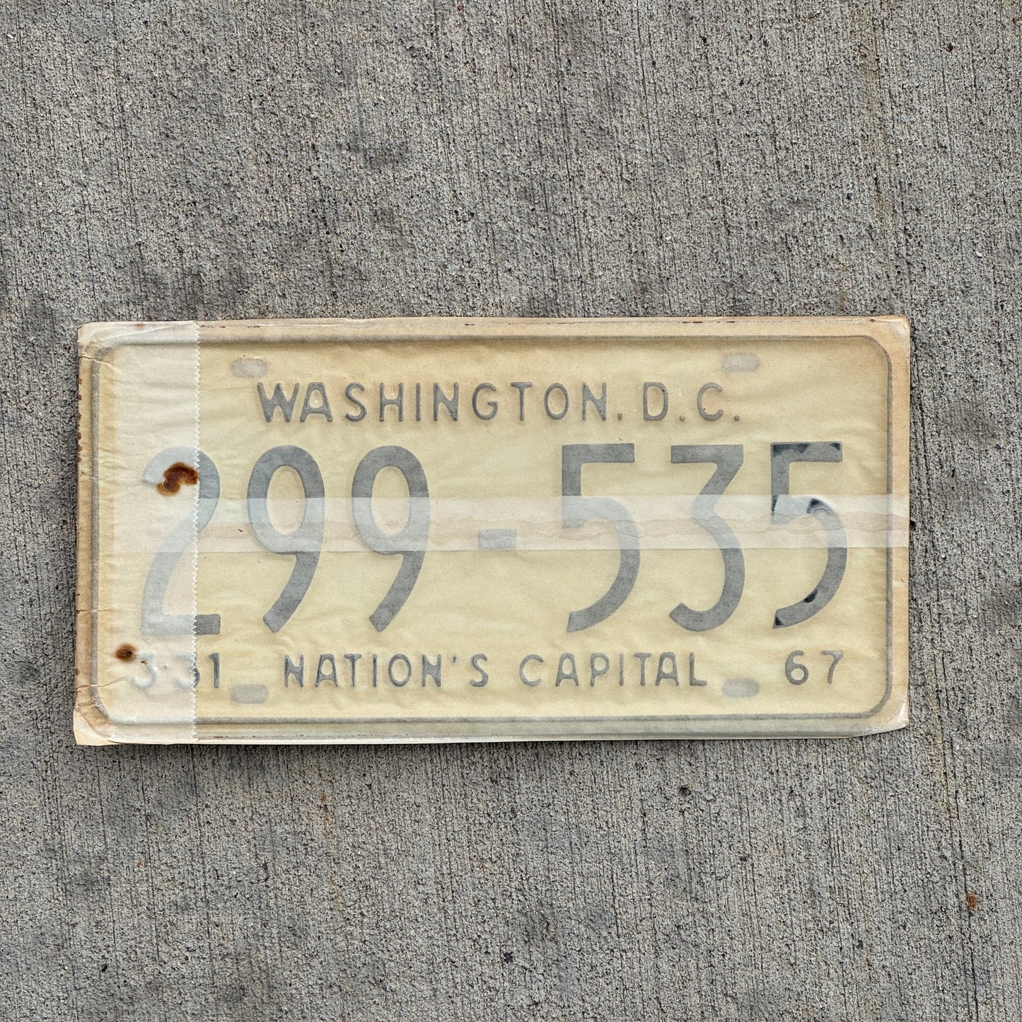 Photo of a 1967 1968 Washington DC License Plate Pair Auto Tag Garage Decor Vintage with Envelope 299 535 with original patina
