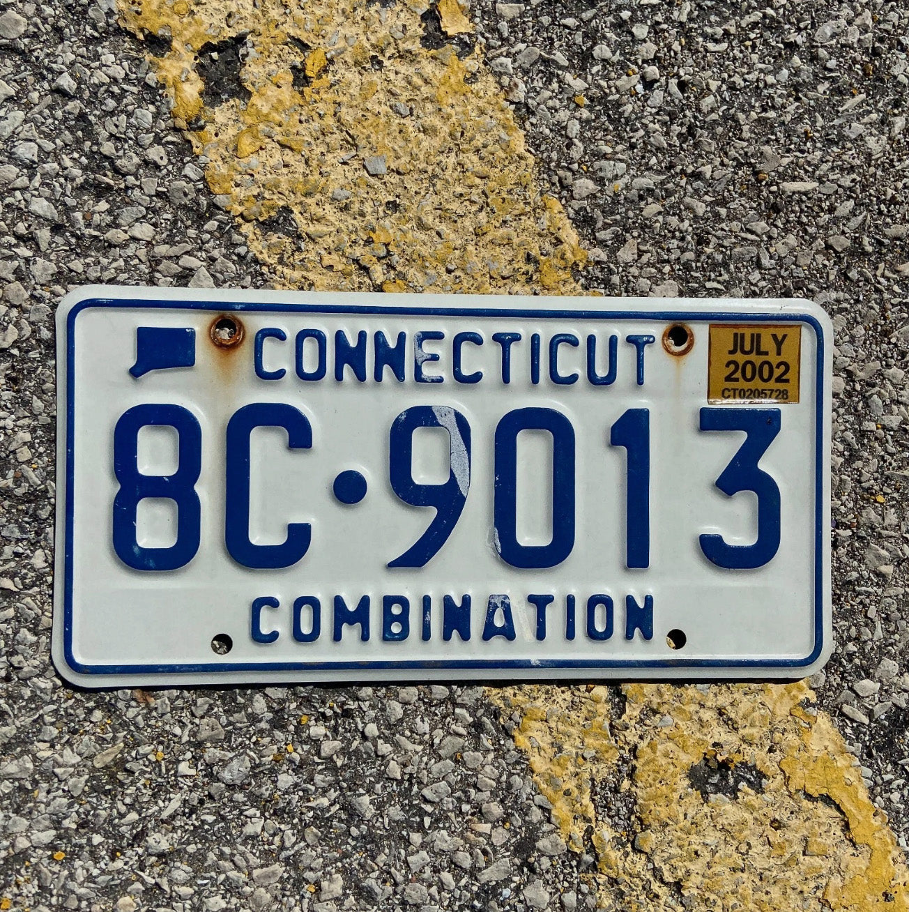 Photo of a 1967 Connecticut Combination License Plate Auto Tag Garage Decor Vintage 8C 9013
