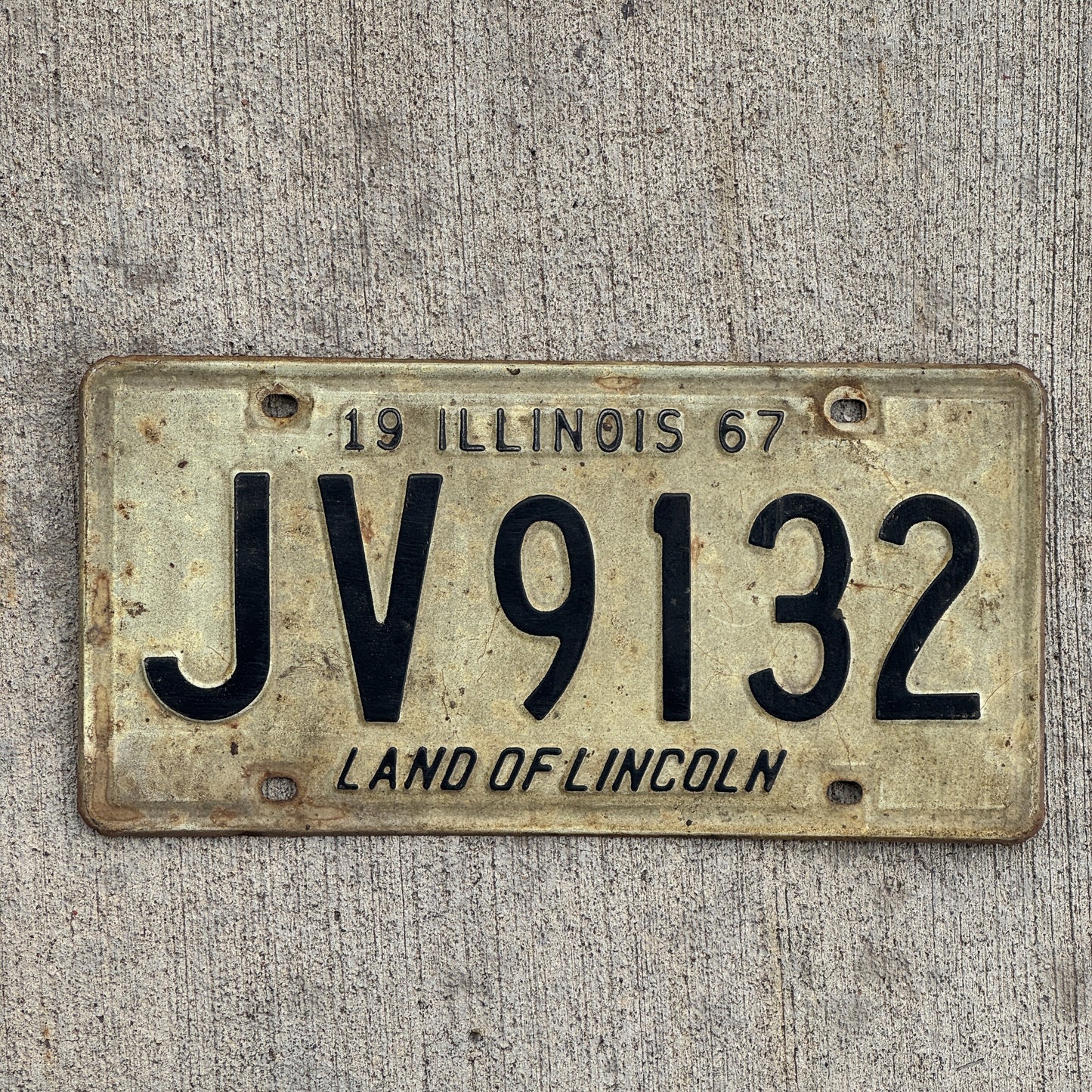 Photo of a 1967 Illinois License Plate Auto Tag Garage Decor Vintage JV 9132 with original patina