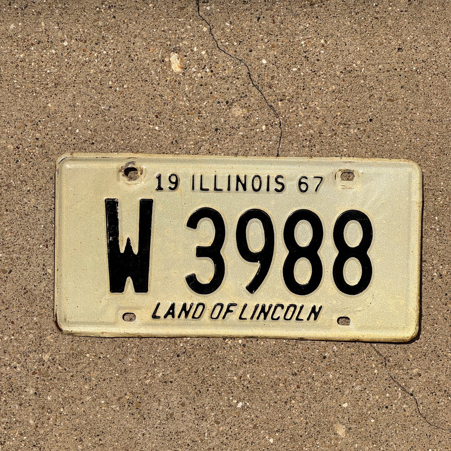 Photo of a 1967 Illinois Trailer License Plate Auto Tag Garage Decor Vintage W 3988