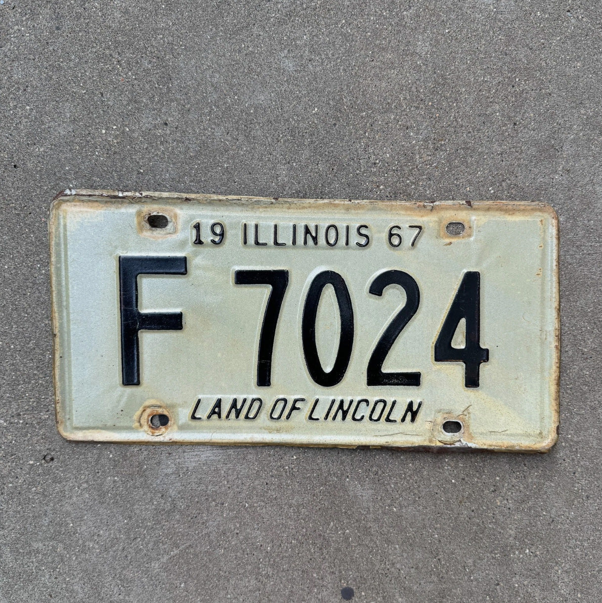 Photo of a 1967 Illinois TRUCK License Plate Auto Tag Garage Decor Vintage License Plate Auto Tag Garage Decor F 7024