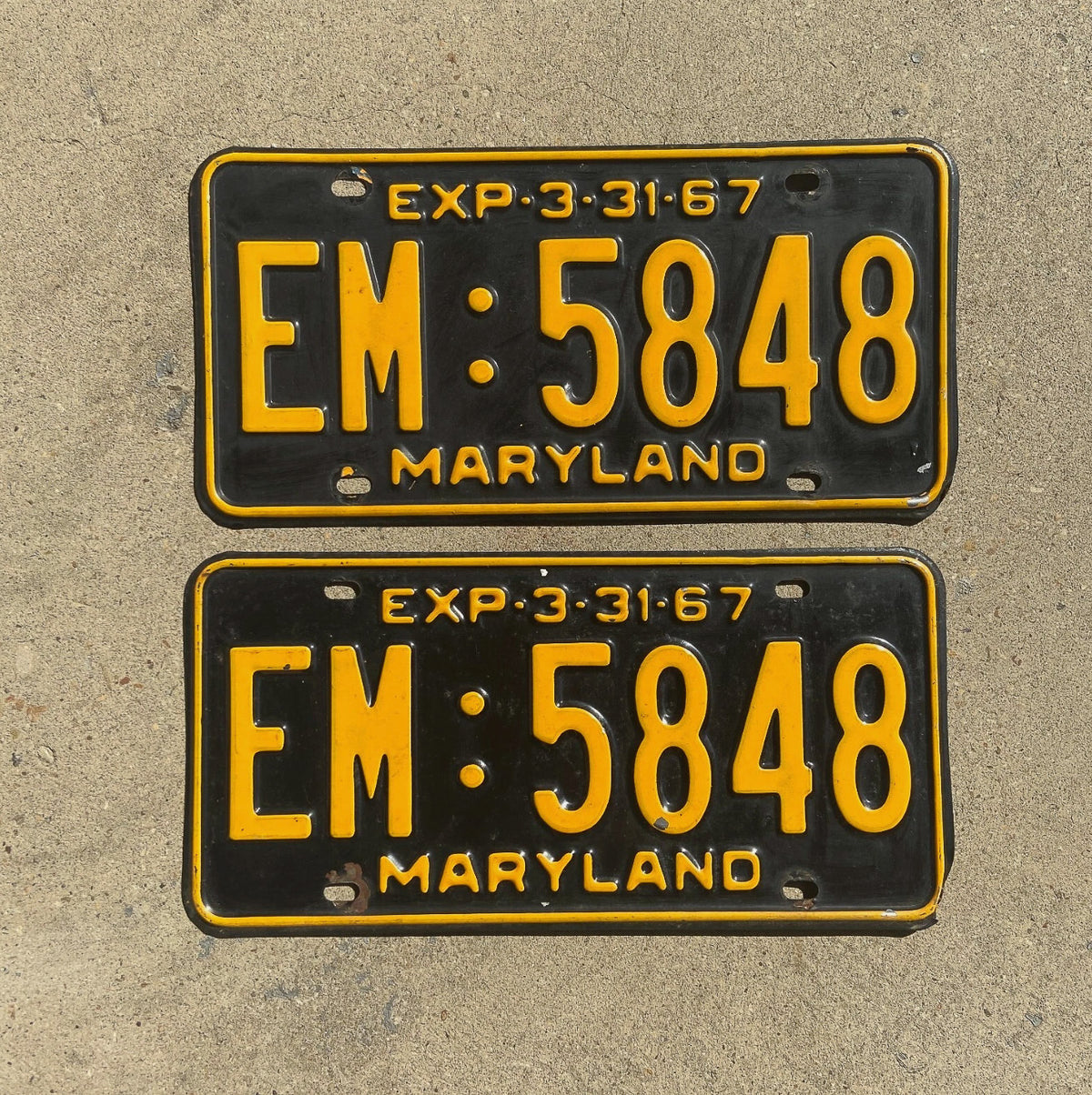 1967 Maryland License Plate Pair Auto Tag High Quality Bad Paint Year EM 5848