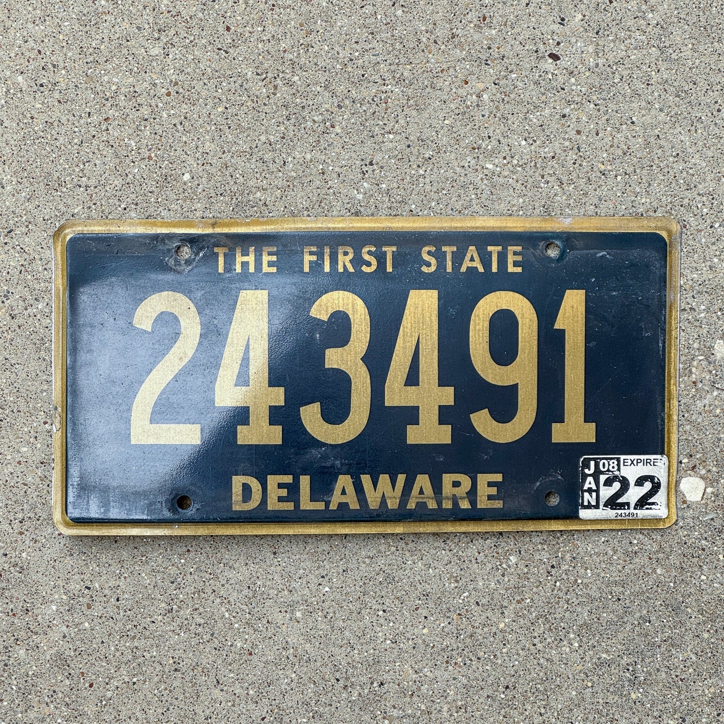 Photo of a 1968 Base Delaware License Plate Auto Tag Garage Decor Vintage 243491