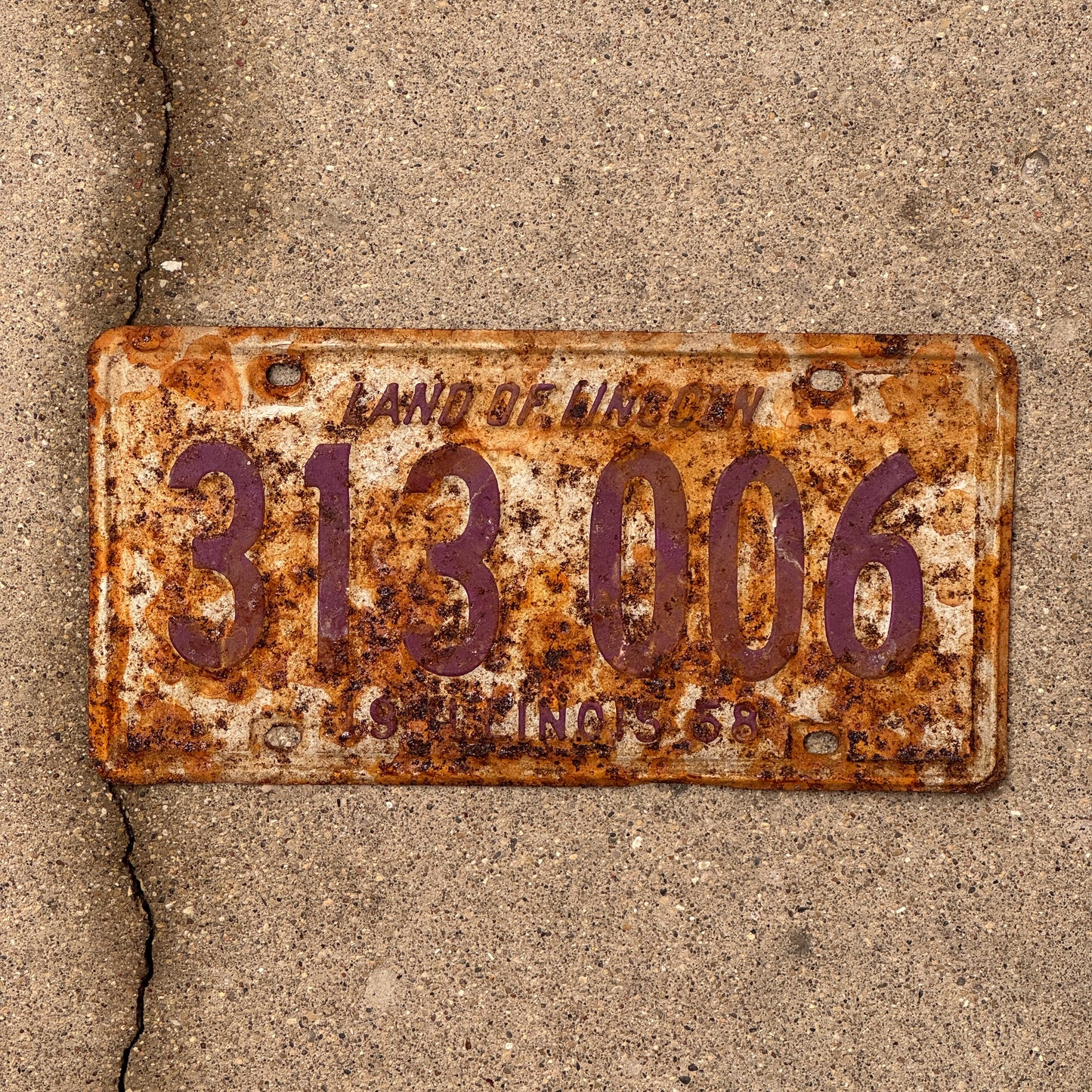 Photo of a 1968 Illinois License Plate Auto Tag Garage Decor Vintage 313 006 with original patina