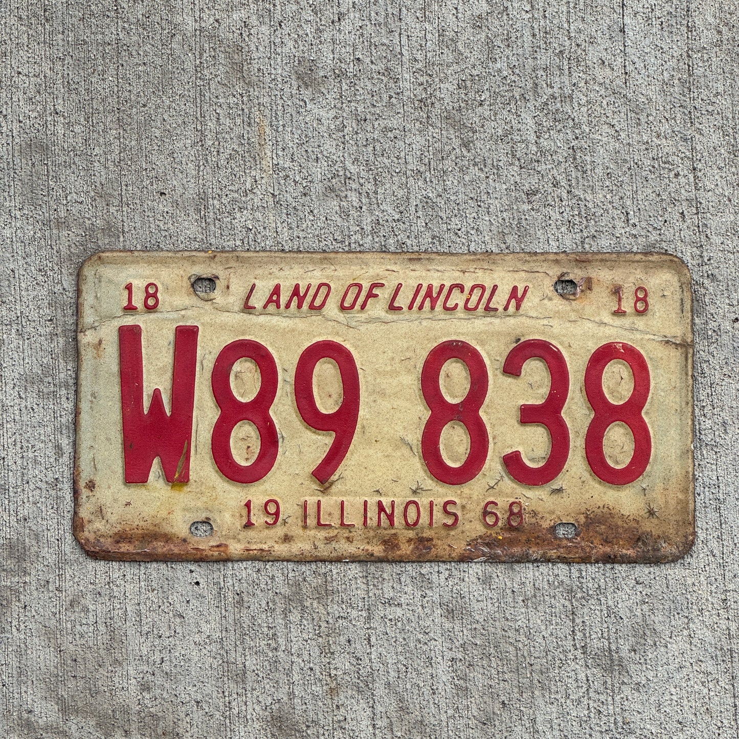 Photo of a 1968 Illinois Trailer License Plate Auto Tag Garage Decor Vintage W 89 838 with original patina