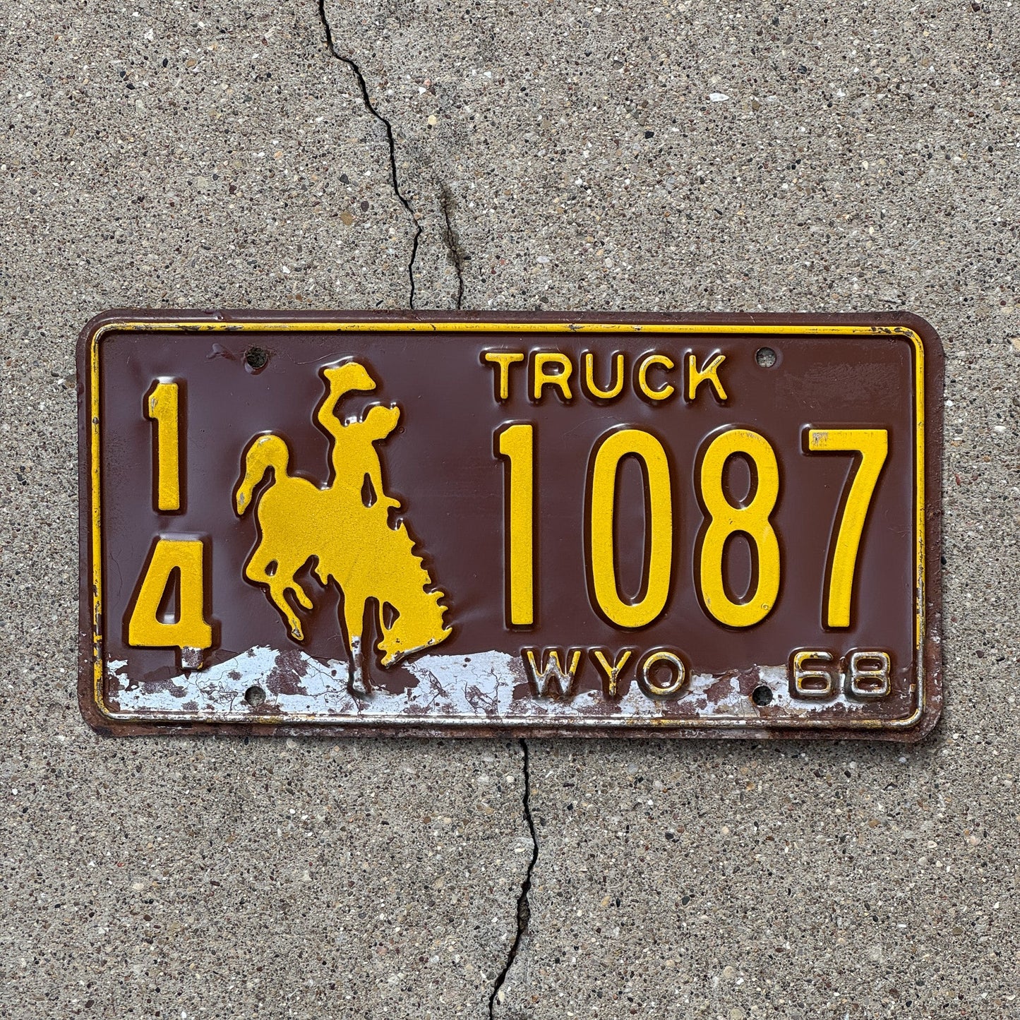 Photo of a 1968 Wyoming License Plate Auto Tag Garage Decor Vintage 14 1087