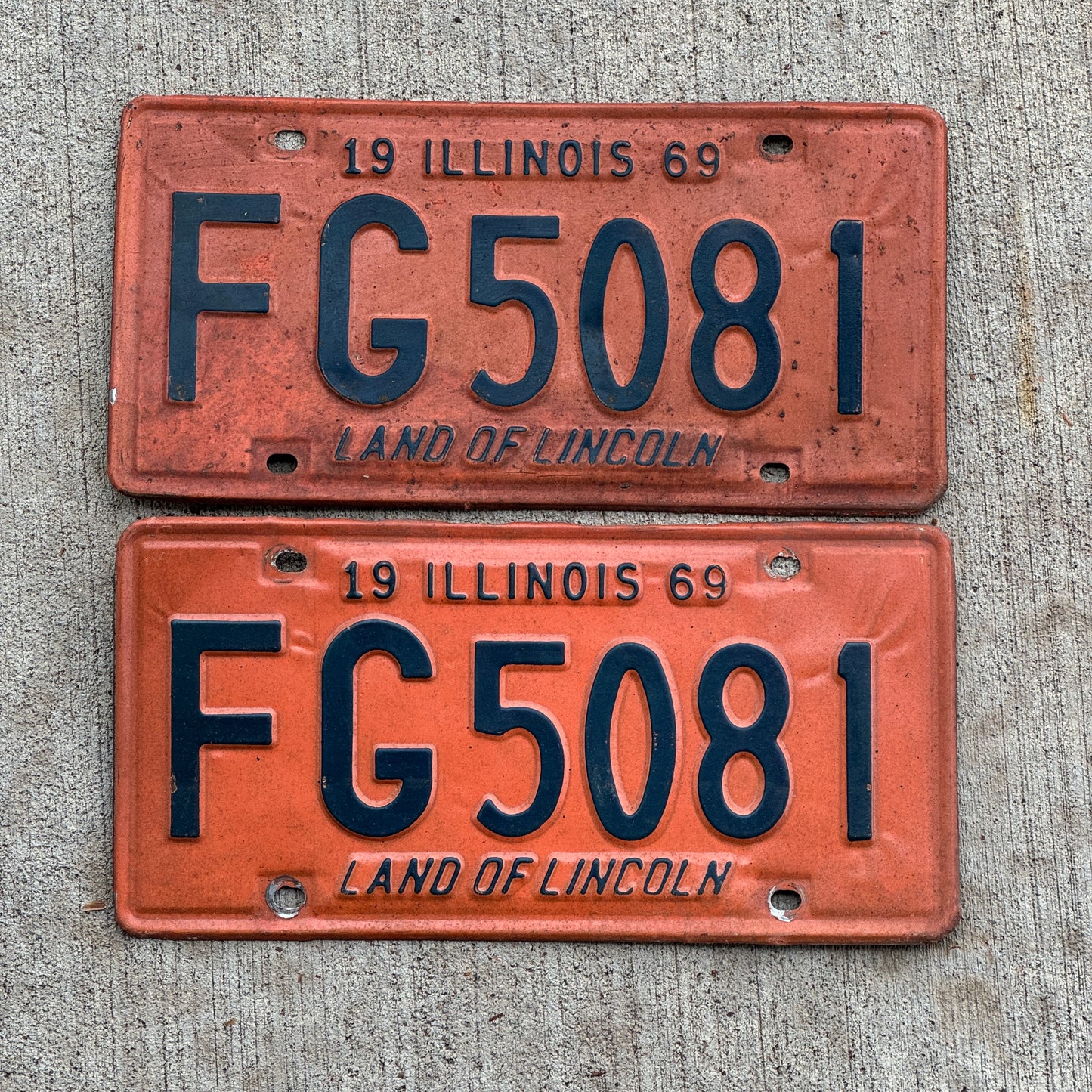 Photo of a 1969 Illinois License Plate Pair Auto Tag Garage Decor Vintage FG 5081 with original patina