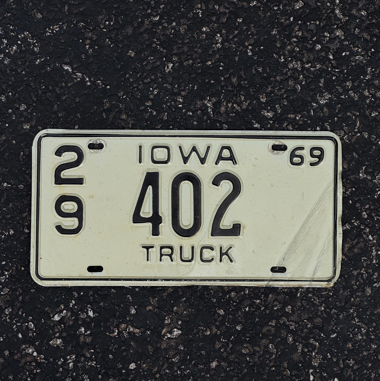 Photo of a 1969 Iowa Truck License Plate Auto Tag Garage Decor Vintage 29 402