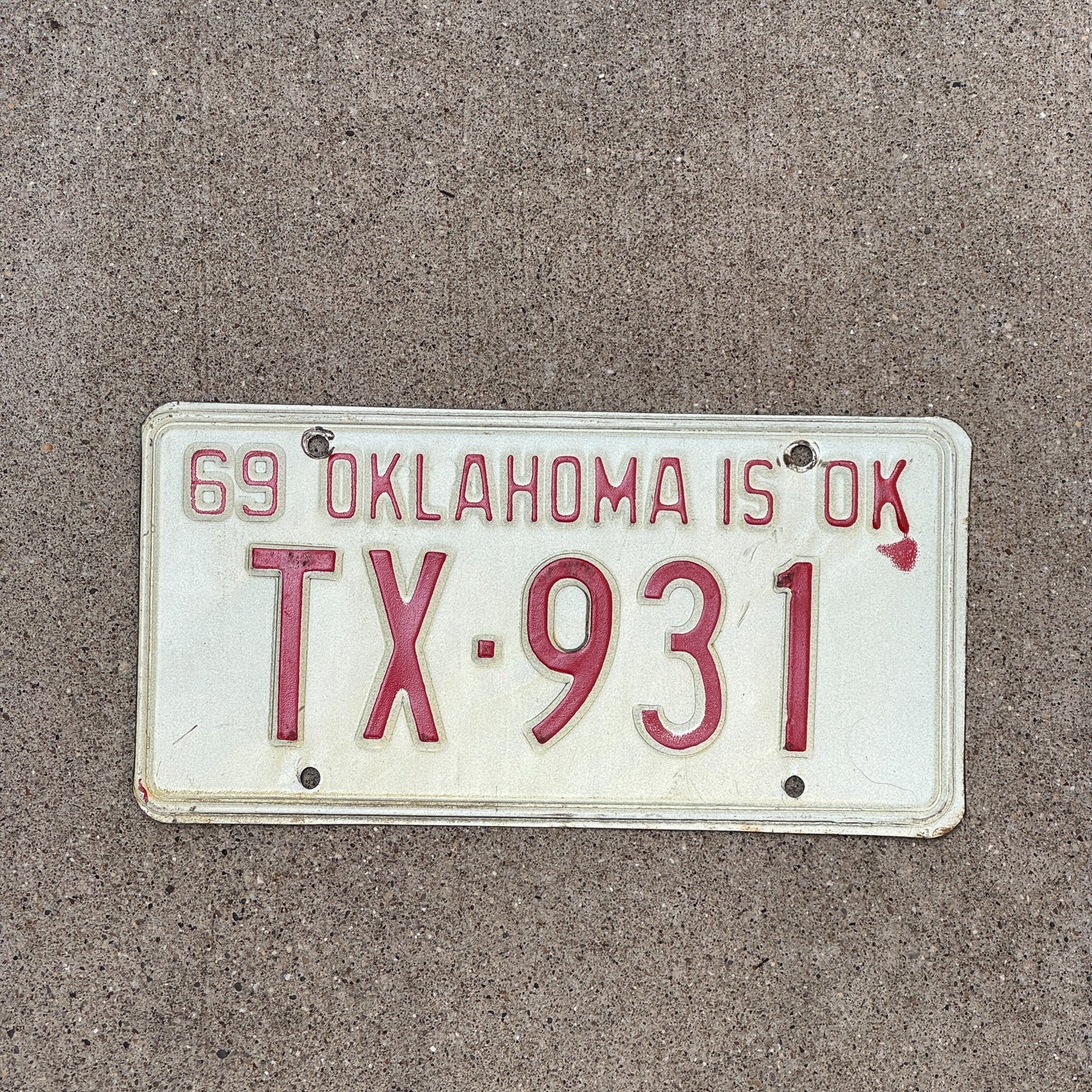 Photo of a 1969 Oklahoma License Plate Auto Tag Garage Decor Vintage TX 931