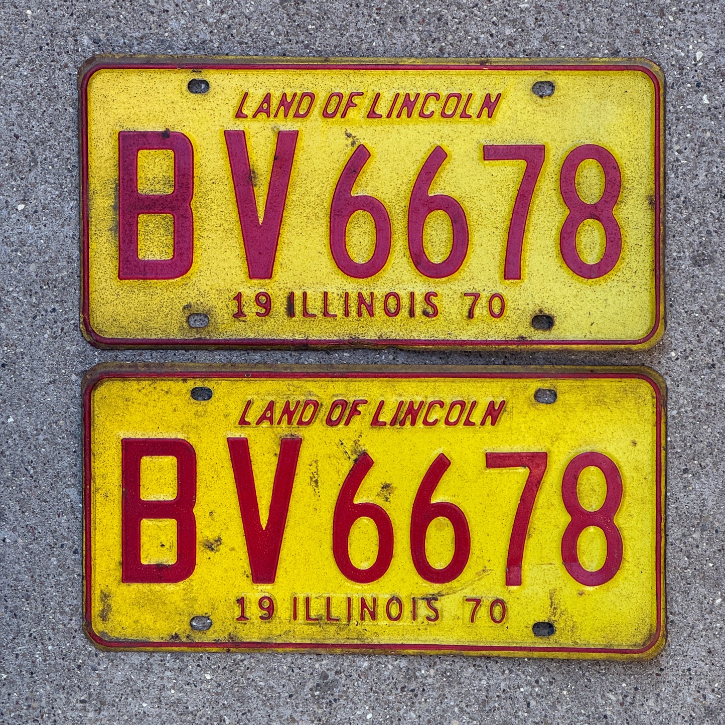 Photo of a 1970 Illinois License Plate Pair Auto Tag Garage Decor Vintage BV 6678 with original patina