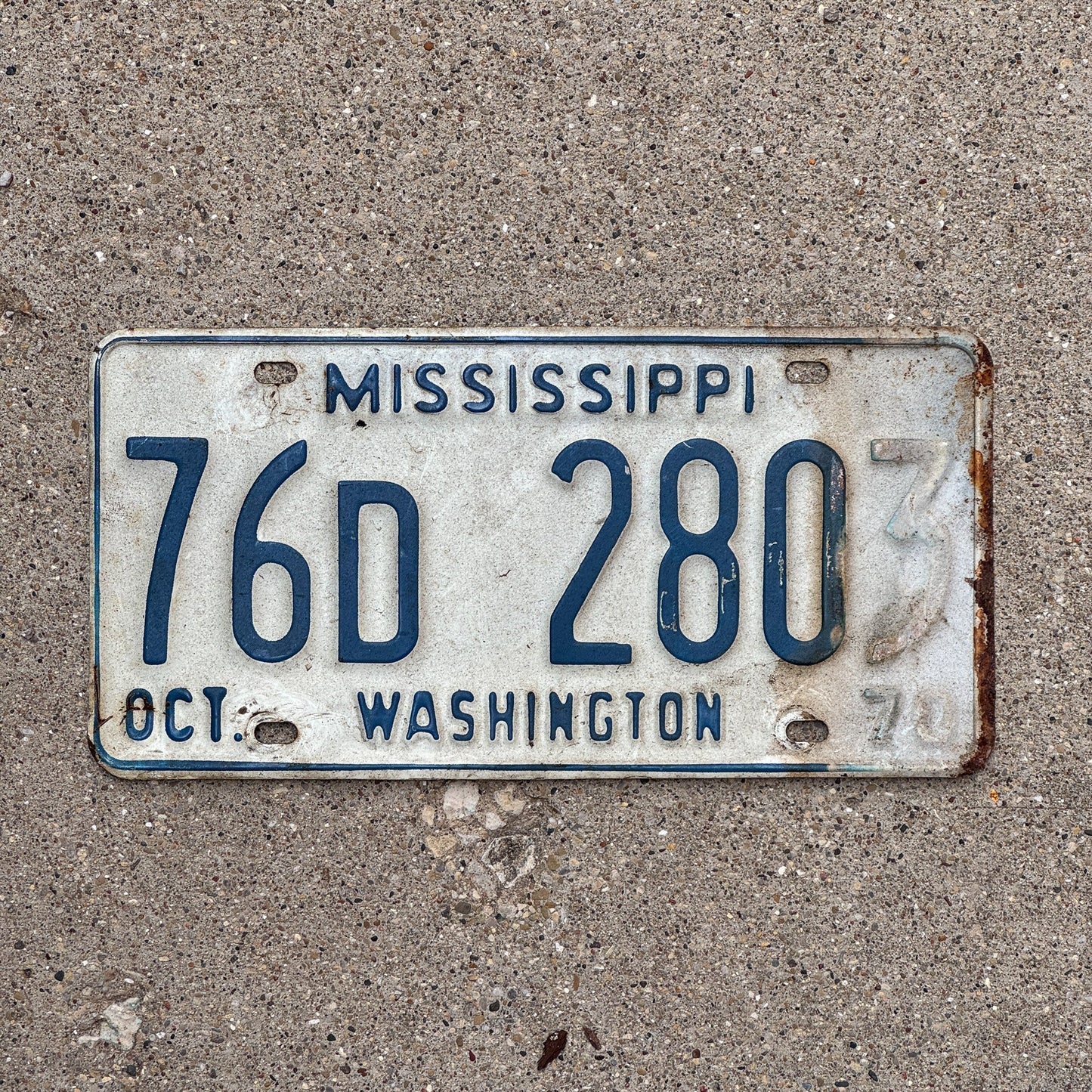 Photo of a 1970 Mississippi License Plate Auto Tag Garage Decor Vintage 76D 2803