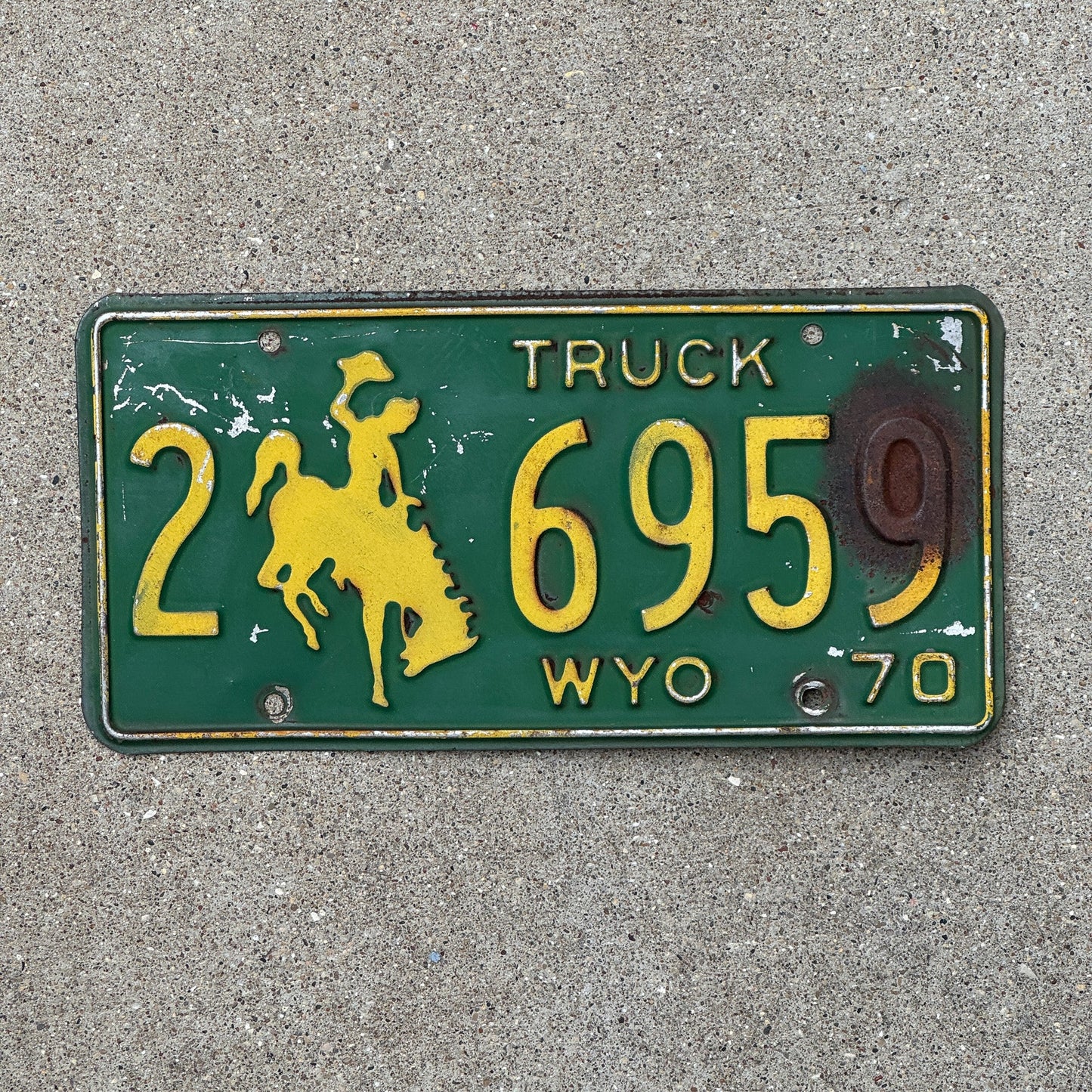 Photo of a 1970 Wyoming Truck License Plate Auto Tag Garage Decor Vintage 2 6959