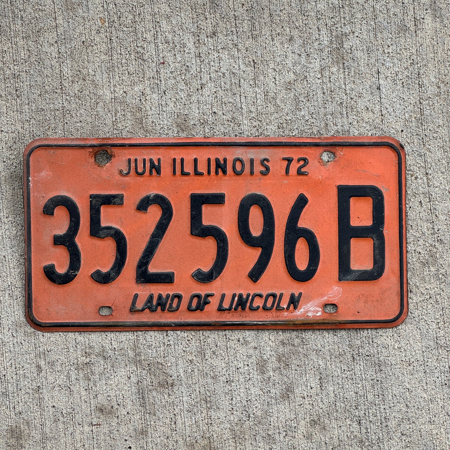 Photo of a 1971 1972 Illinois Truck License Plate Auto Tag Garage Decor Vintage 352 596 B with original patina