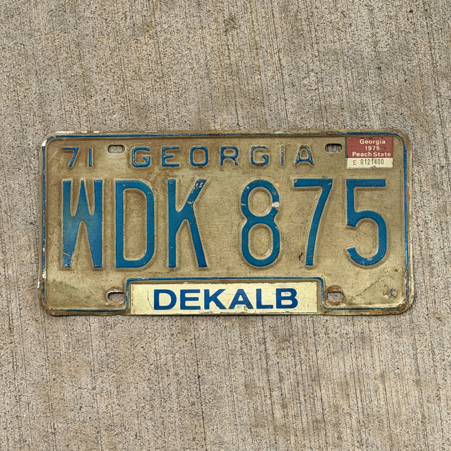 Photo of a 1971 1975 Georgia License Plate Auto Tag Garage Decor Vintage WDK 875 with original patina