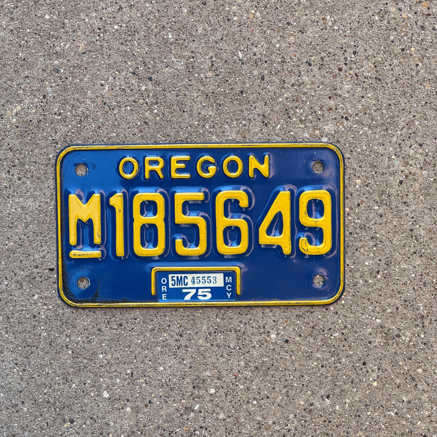 Photo of a 1971 1975 Oregon Motorcycle License Plate Auto Tag Garage Decor Vintage M 185649 with original patina