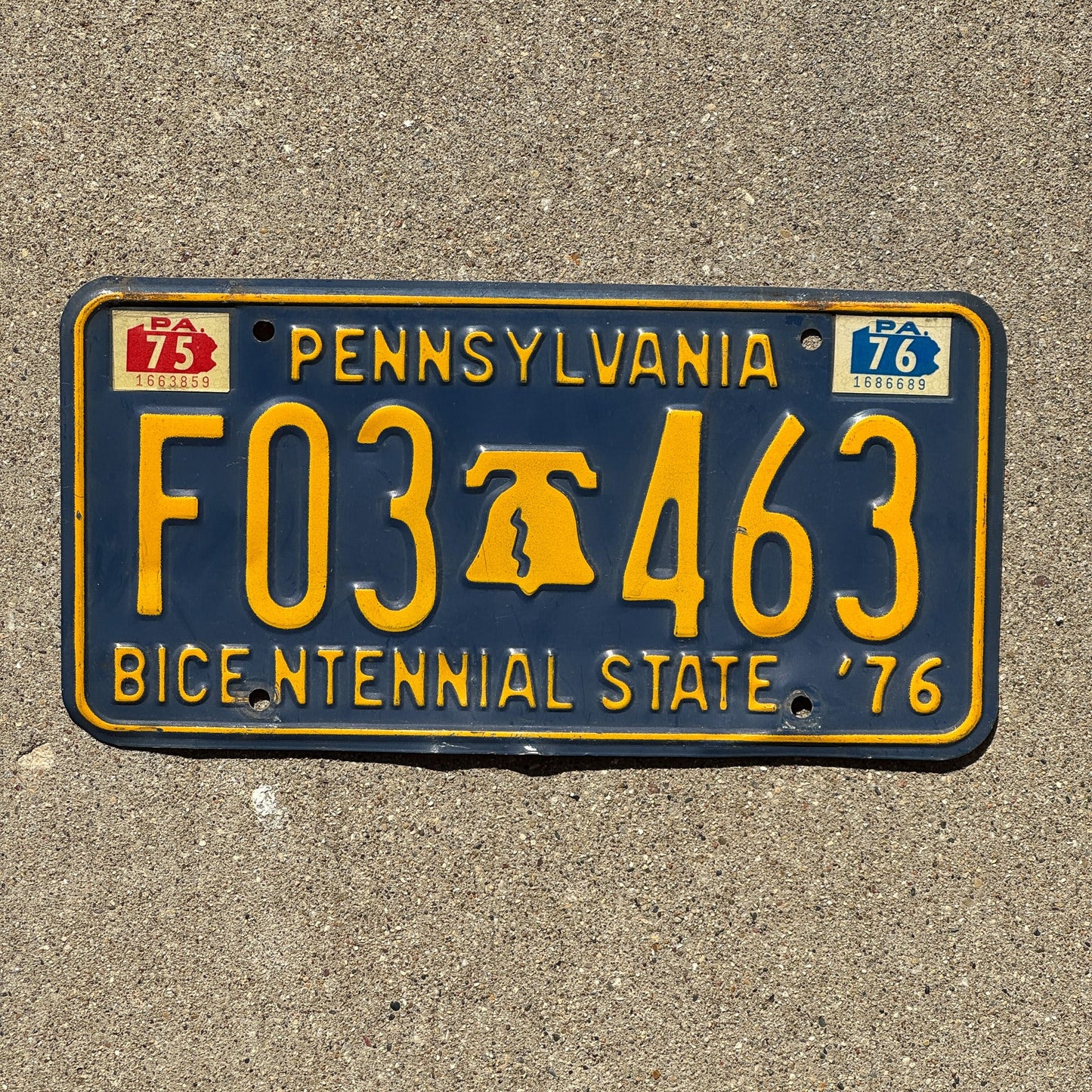Photo of a 1971 1976 Pennsylvania License Plate Auto Tag Garage Decor Vintage F03 463