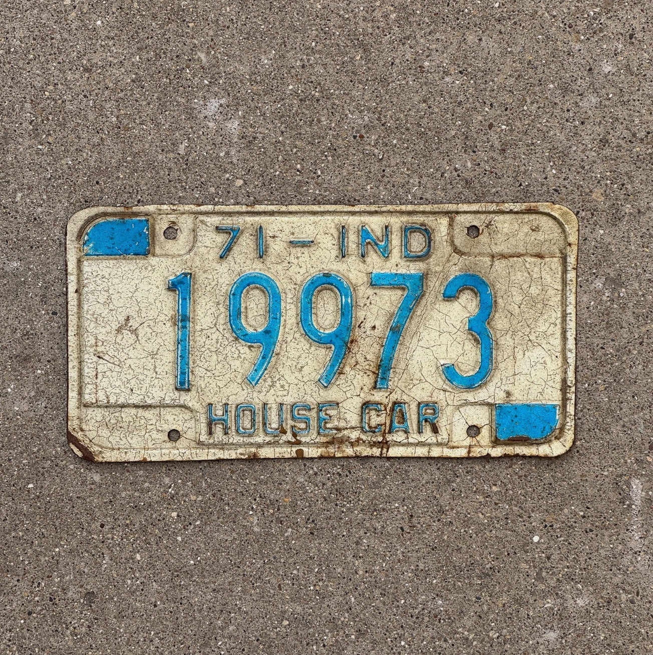 Photo of a 1971 1997 Indiana House Car License Plate Auto Tag Garage Decor 19973