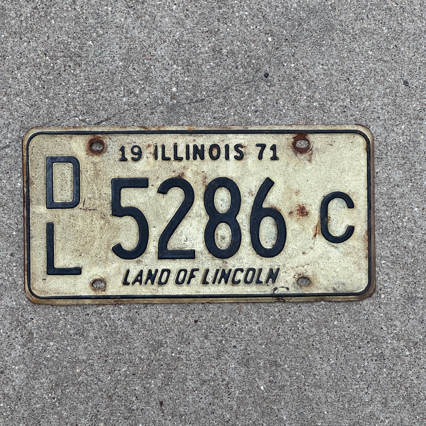 Photo of a 1971 Illinois Dealer License Plate Auto Tag 2 Vintage Garage 5286 C with original patina