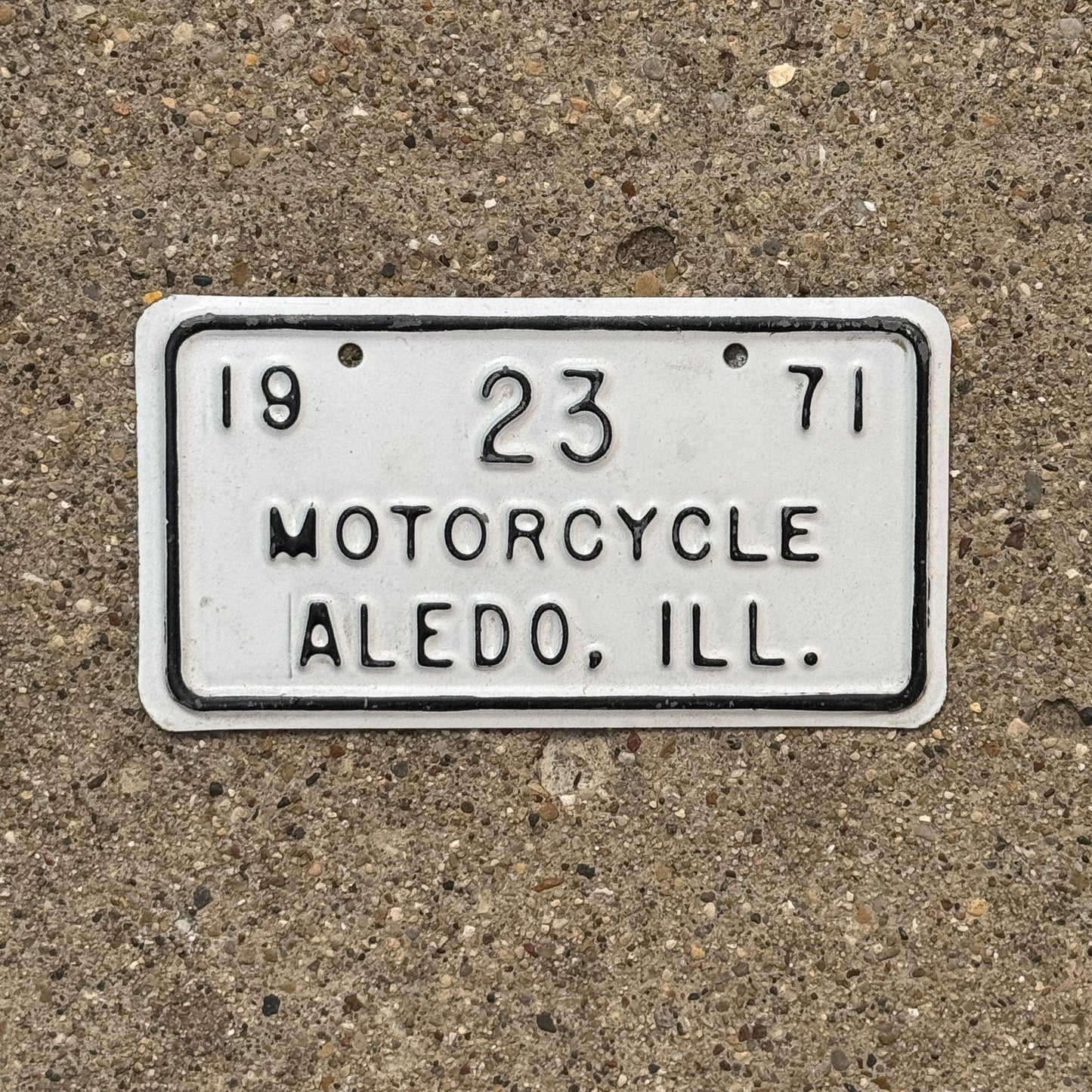 Photo of a 1971 Illinois Motorcycle Tax Tag Auto Tag Garage Decor Vintage Aledo 23