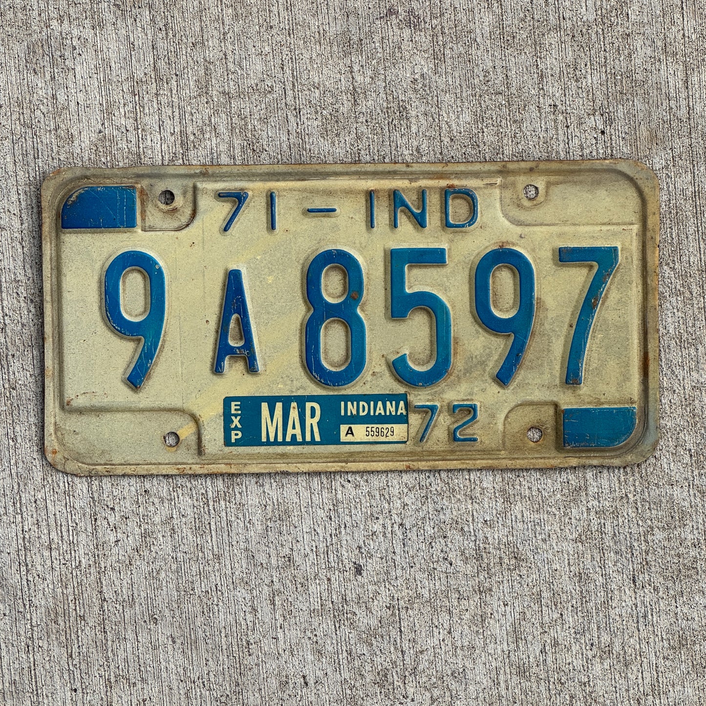 Photo of a 1971 Indiana License Plate Auto Tag Garage Decor Vintage 9 A 8597 with original patina