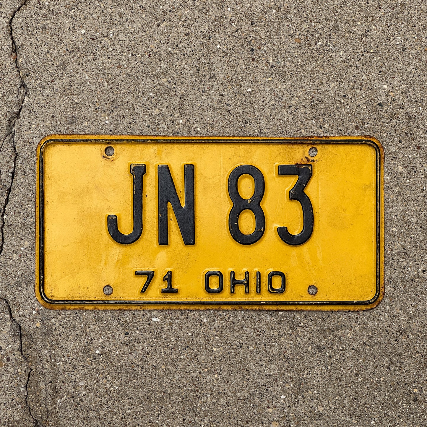 Photo of a 1971 Ohio License Plate Auto Tag Garage Decor Vintage JN 83 with original patina